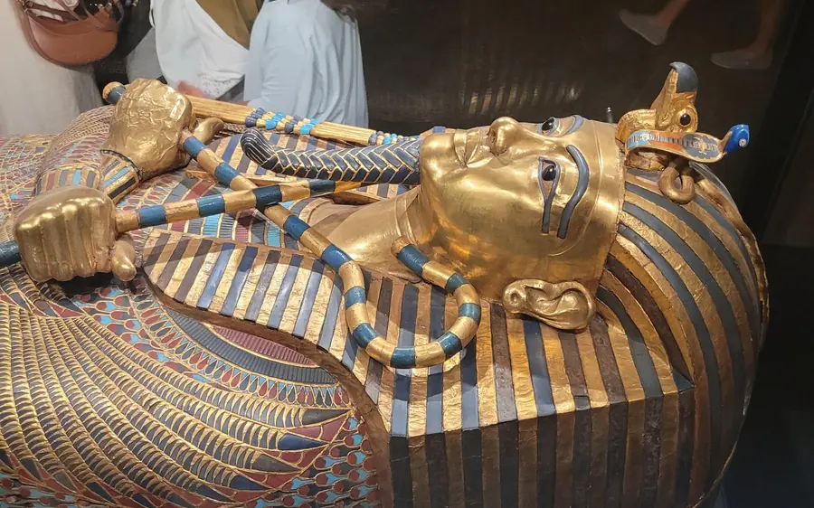 The main hall of the Grand Egyptian Museum beside the Giza plateau